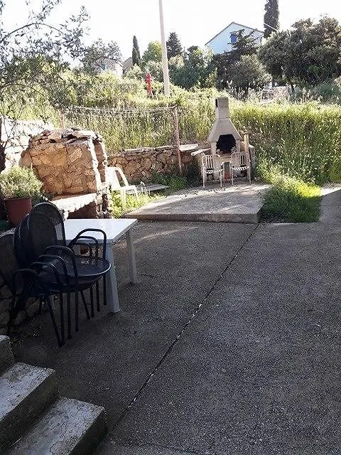 Apartment Zeljka Nerezine