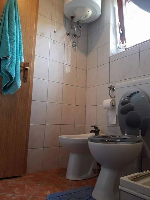 Apartment Zeljka Nerezine
